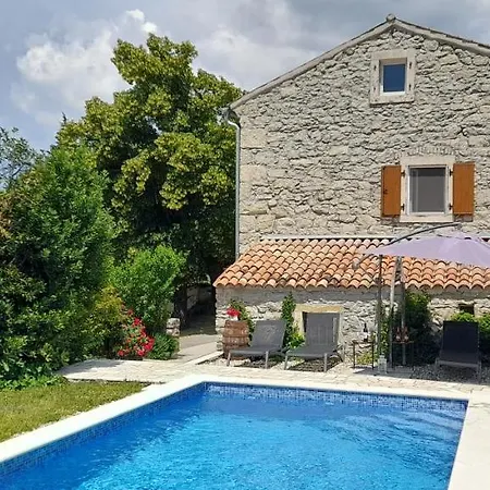 Hébergement de vacances Kozljak, For 10 People, Pool Kozljak