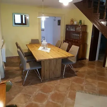 בית נופש Kozljak, For 10 People, Pool *