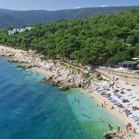 Kozljak, For 10 People, Pool