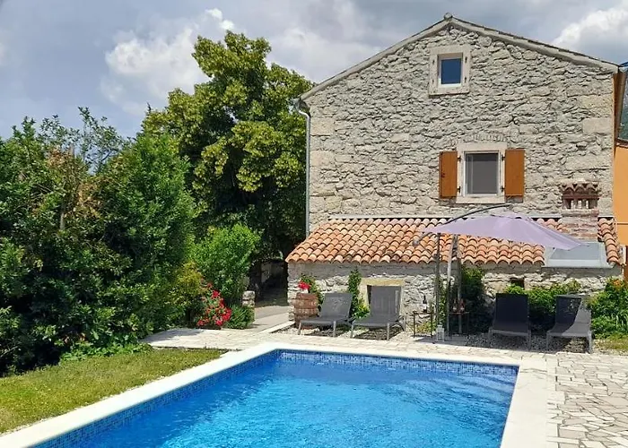 Feriehus Kozljak, For 10 People, Pool Kozljak