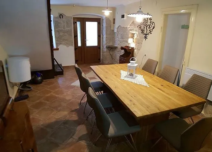 Kozljak, For 10 People, Pool Feriehus Kozljak